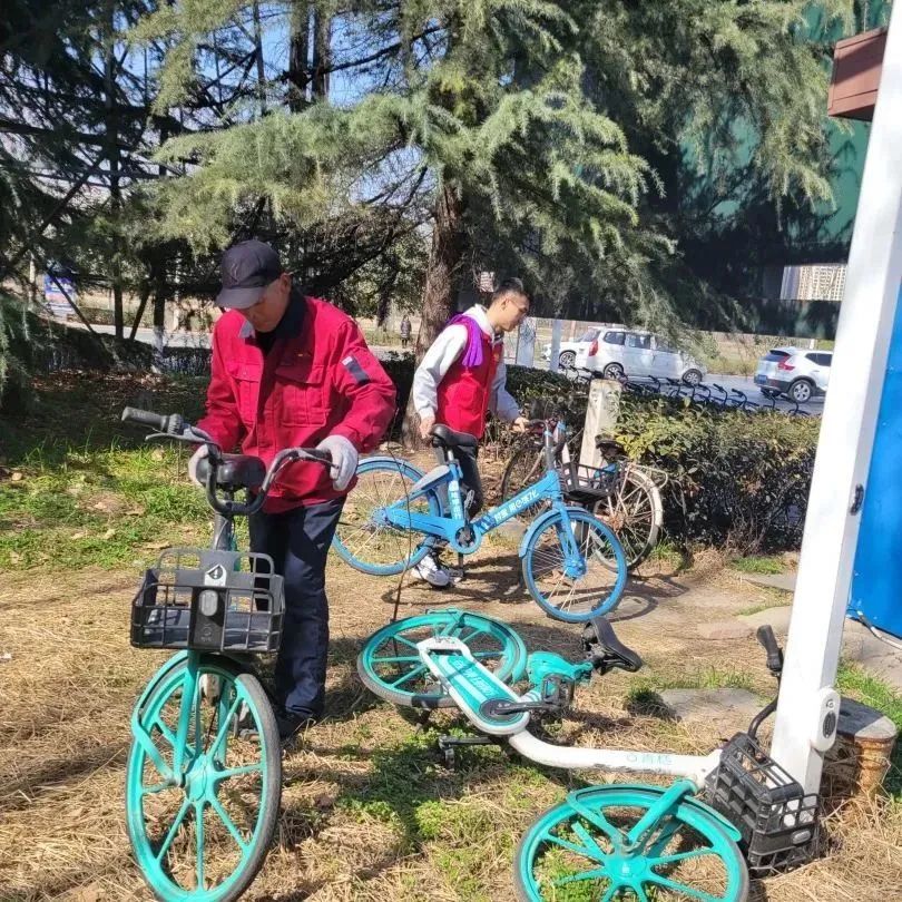 雷锋精神代代传承 志愿青春你我同行