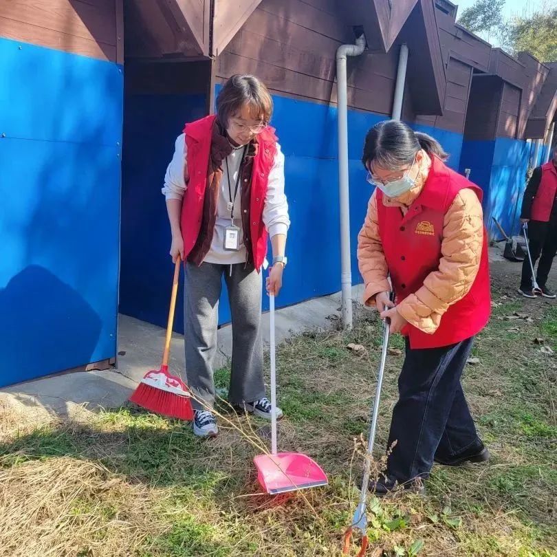雷锋精神代代传承 志愿青春你我同行